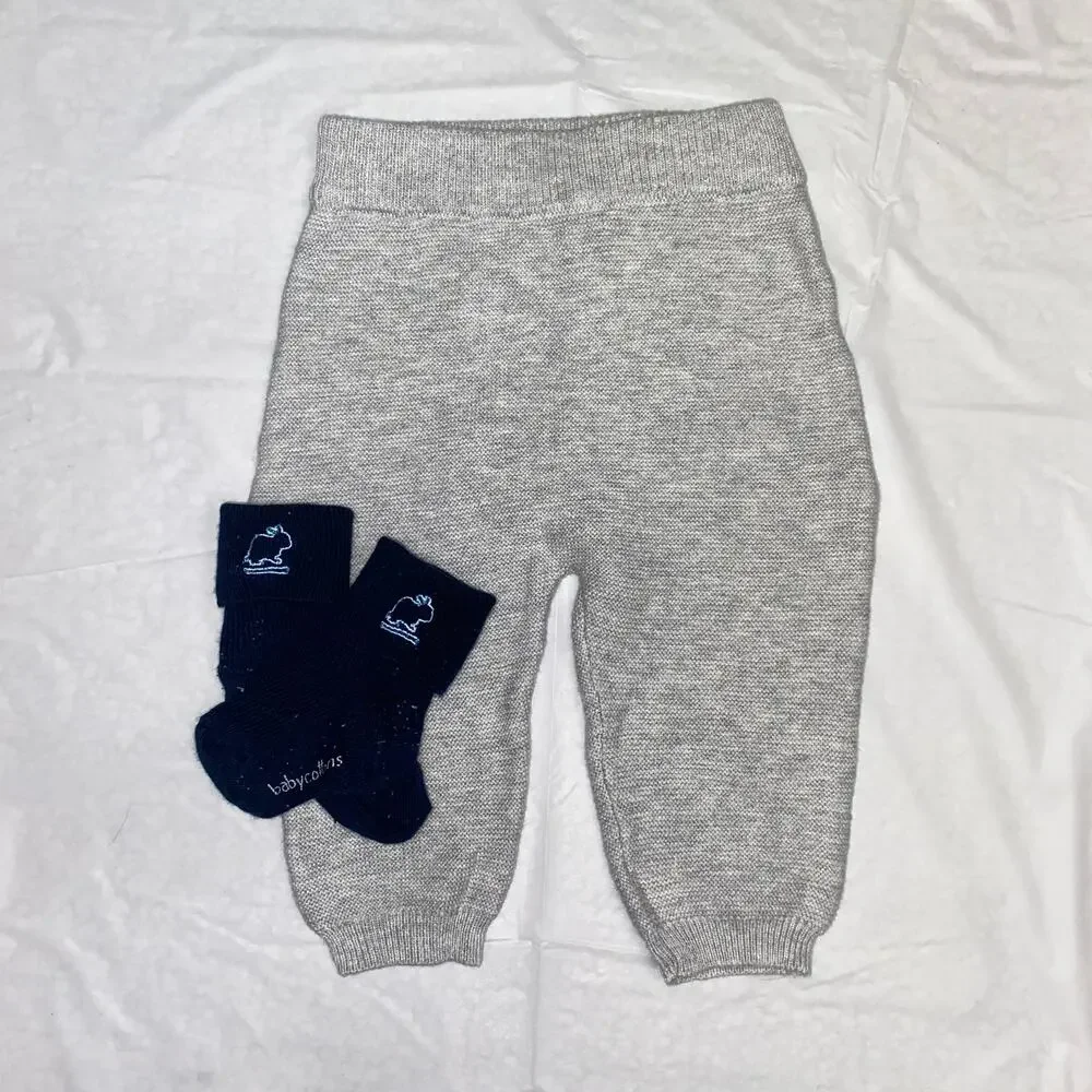 Babycottons Gray Knit Sweatpants Sweater Pants & Bunny Socks Size 3 Months